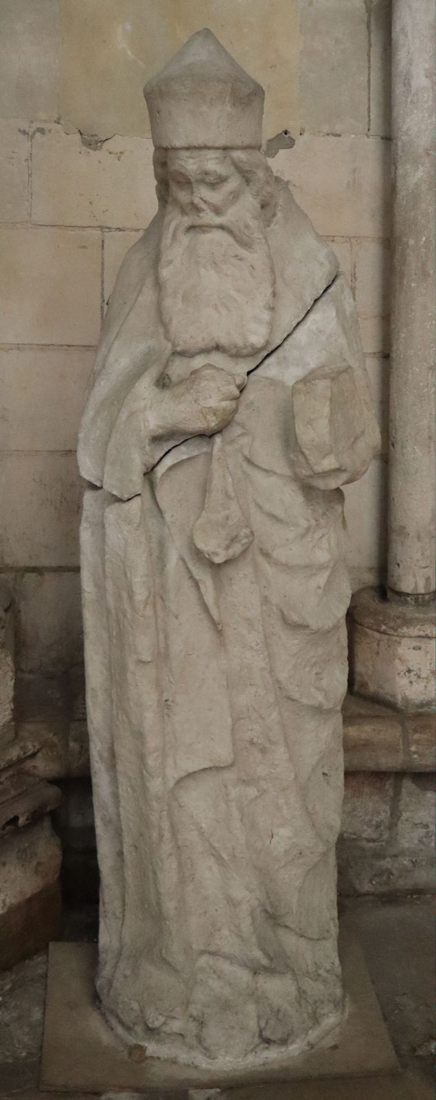 Statue in der Kathedrale in Rouen