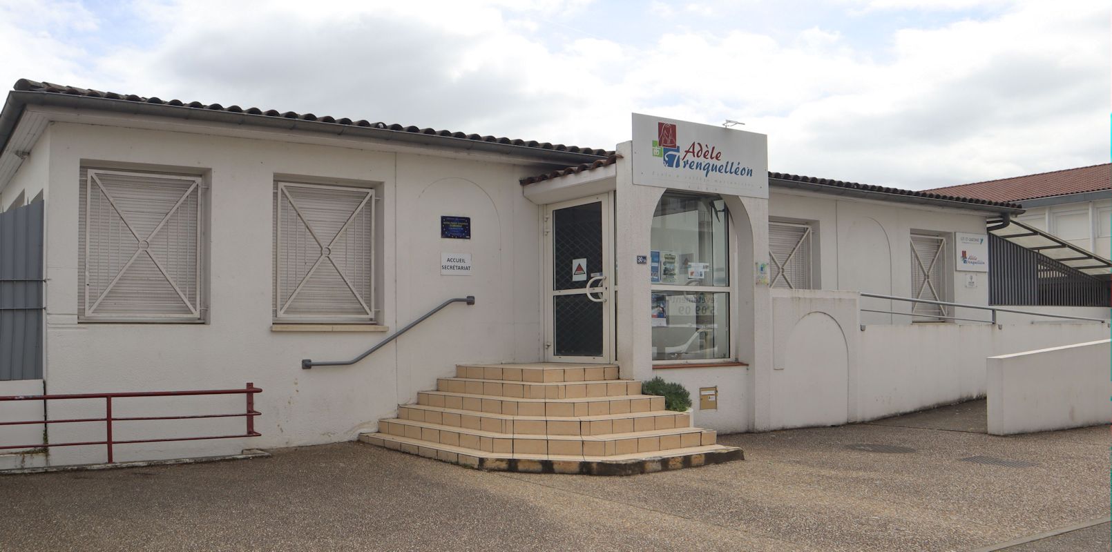 Institut des Filles de Marie in Agen
