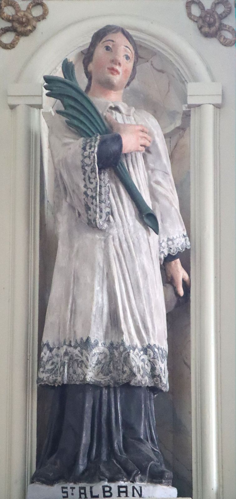 Statue in der Pfarrkirche in Saint-Alban bei Saint-Brieuc in Frankreich