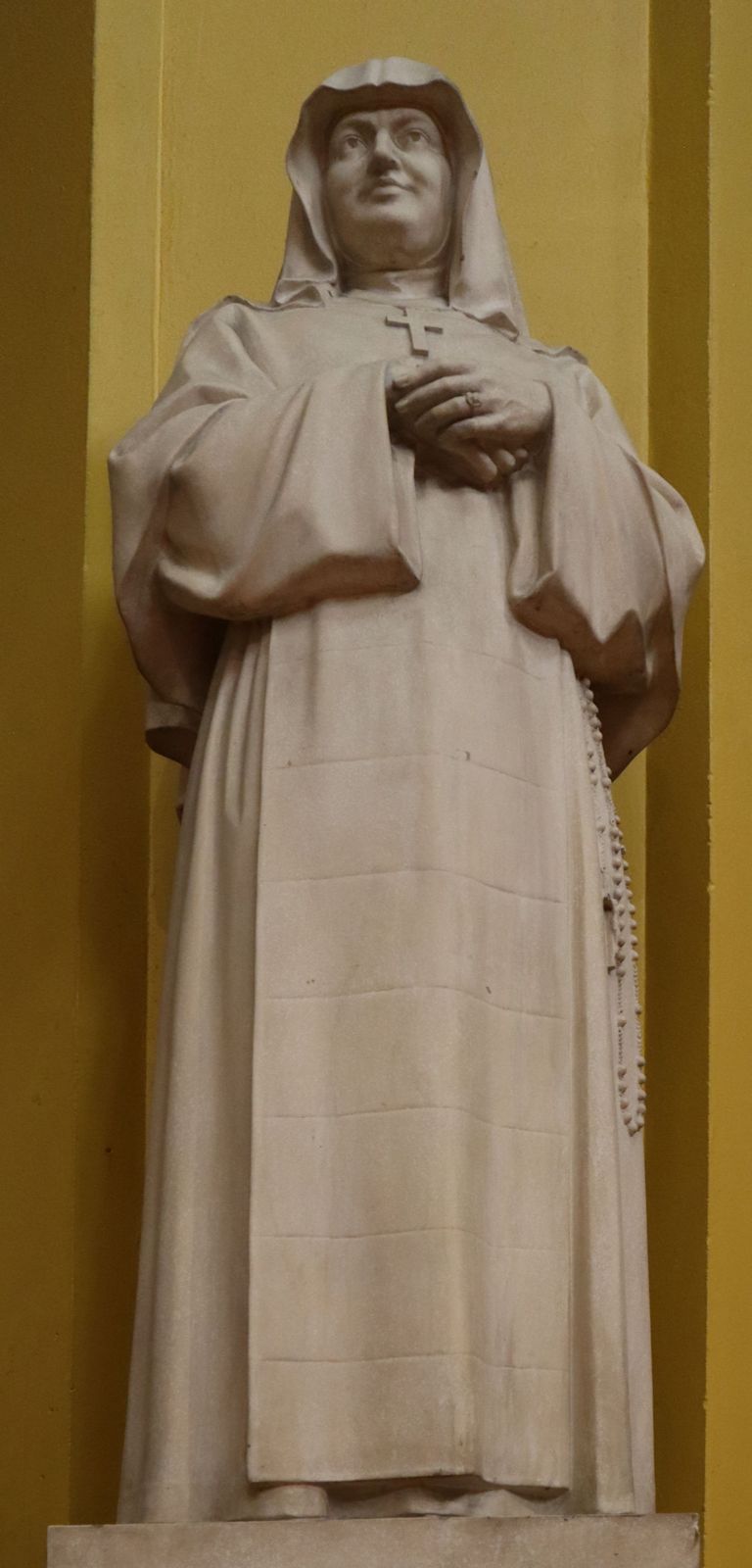Statue in der Kirche Saint-Dominique in Paris