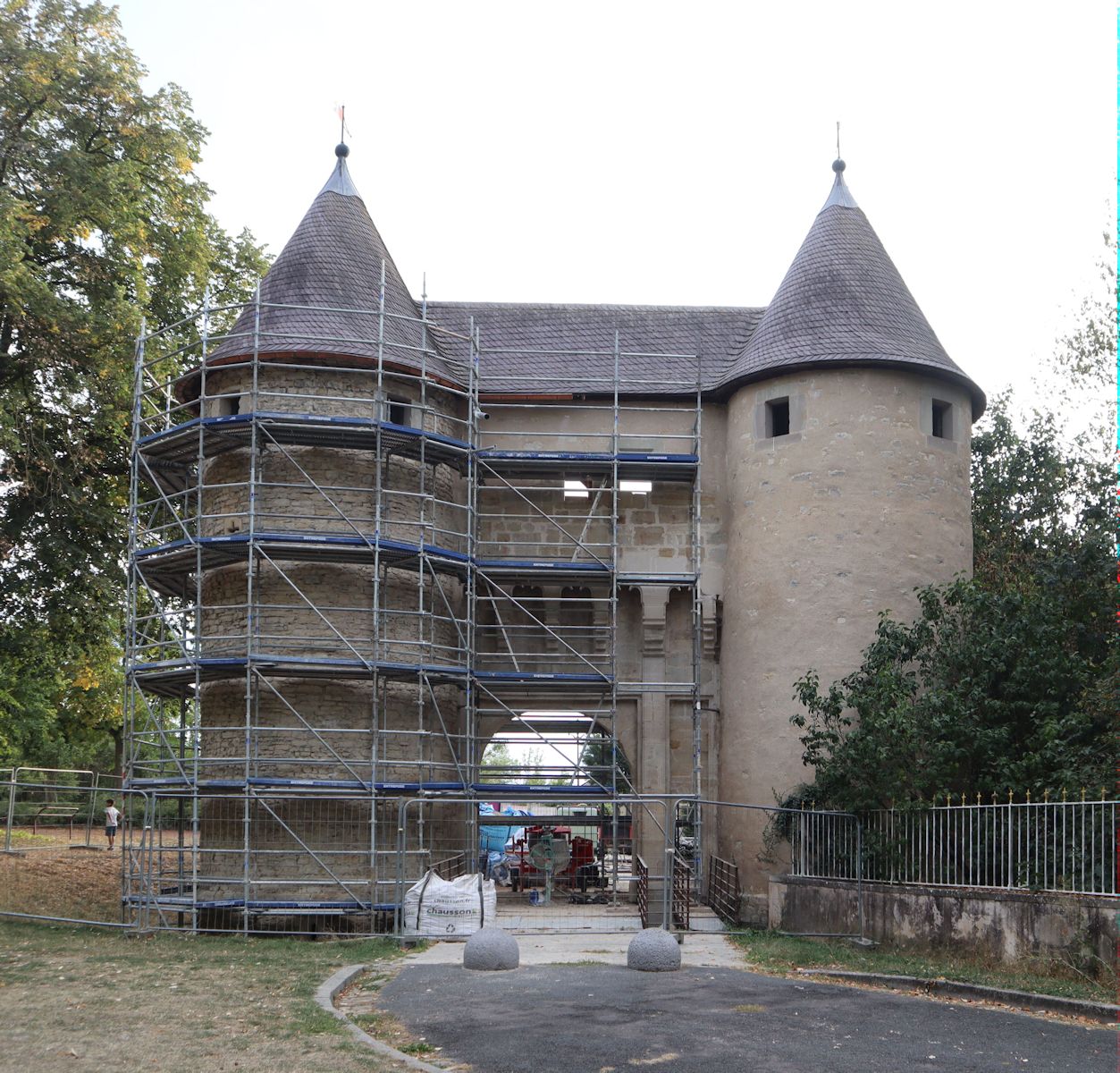 Tor zum ehemaligen Schloss in Vic-sur-Seille