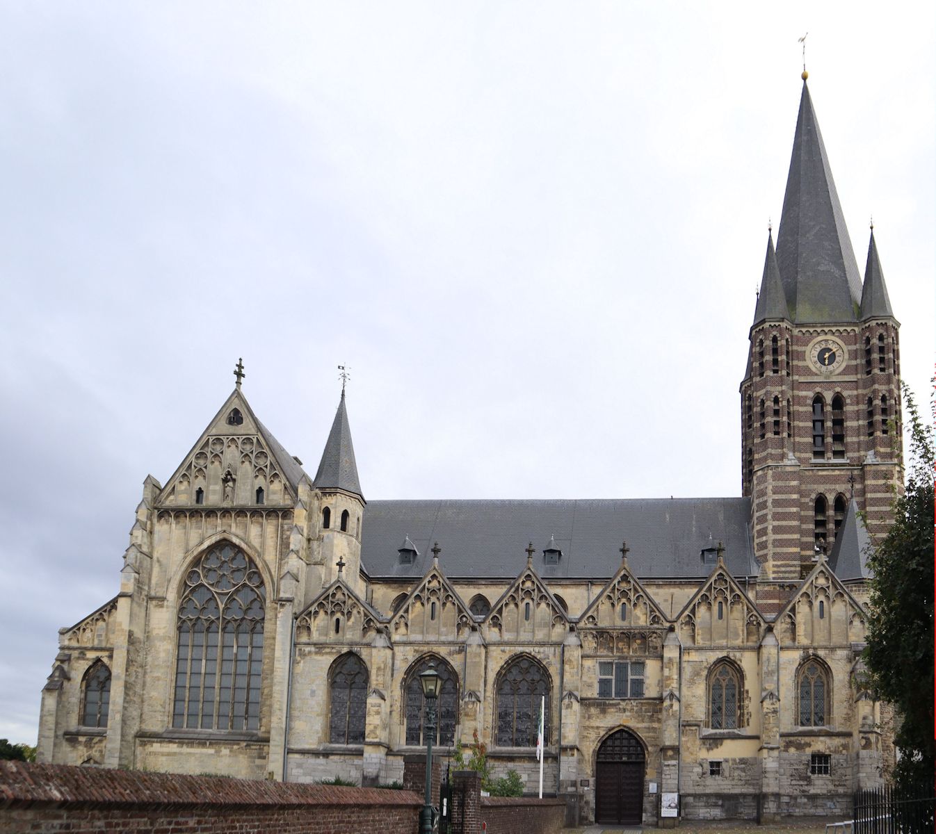 Sint-Michaëlskerk in Thorn