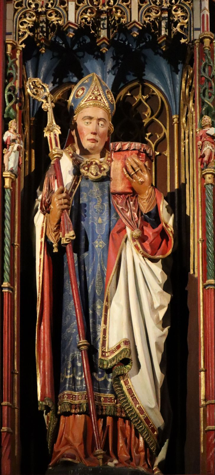 Statue, um 1510, am Hochaltar in der Stiftskirche in Bücken