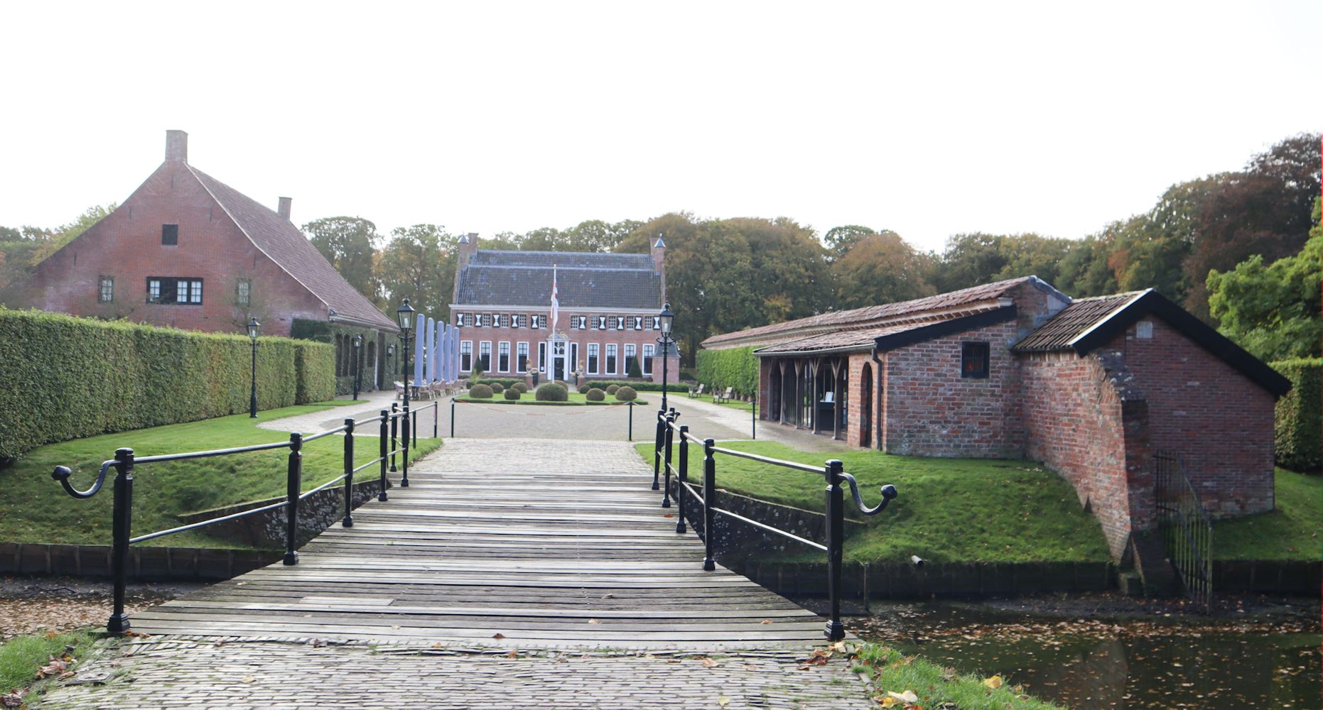 Menkemaborg</a> in Uithuizen