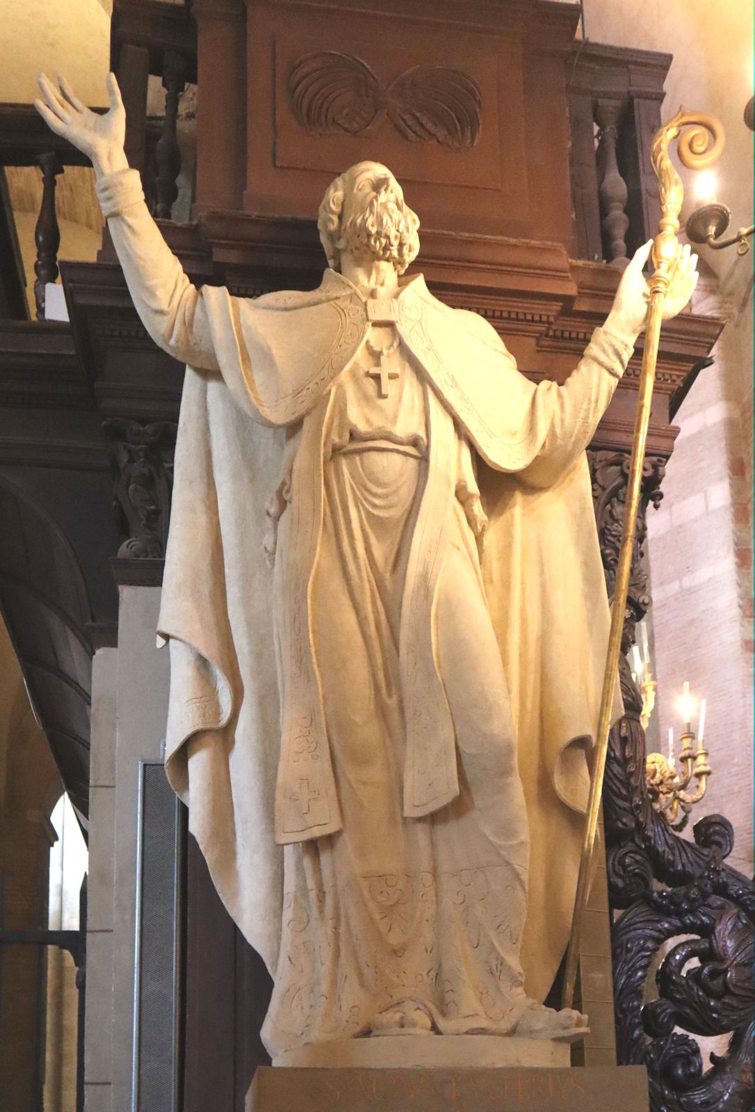 Statue in der Basilika Saint-Saturnin in Toulouse