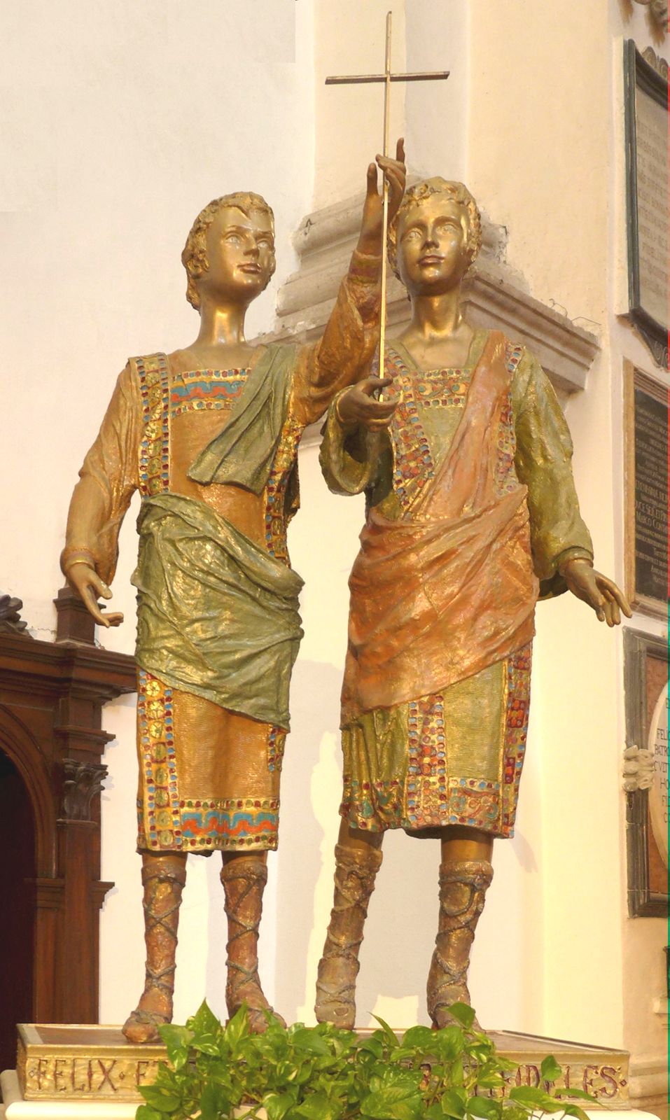 Statuen in der Kathedrale in Chioggia