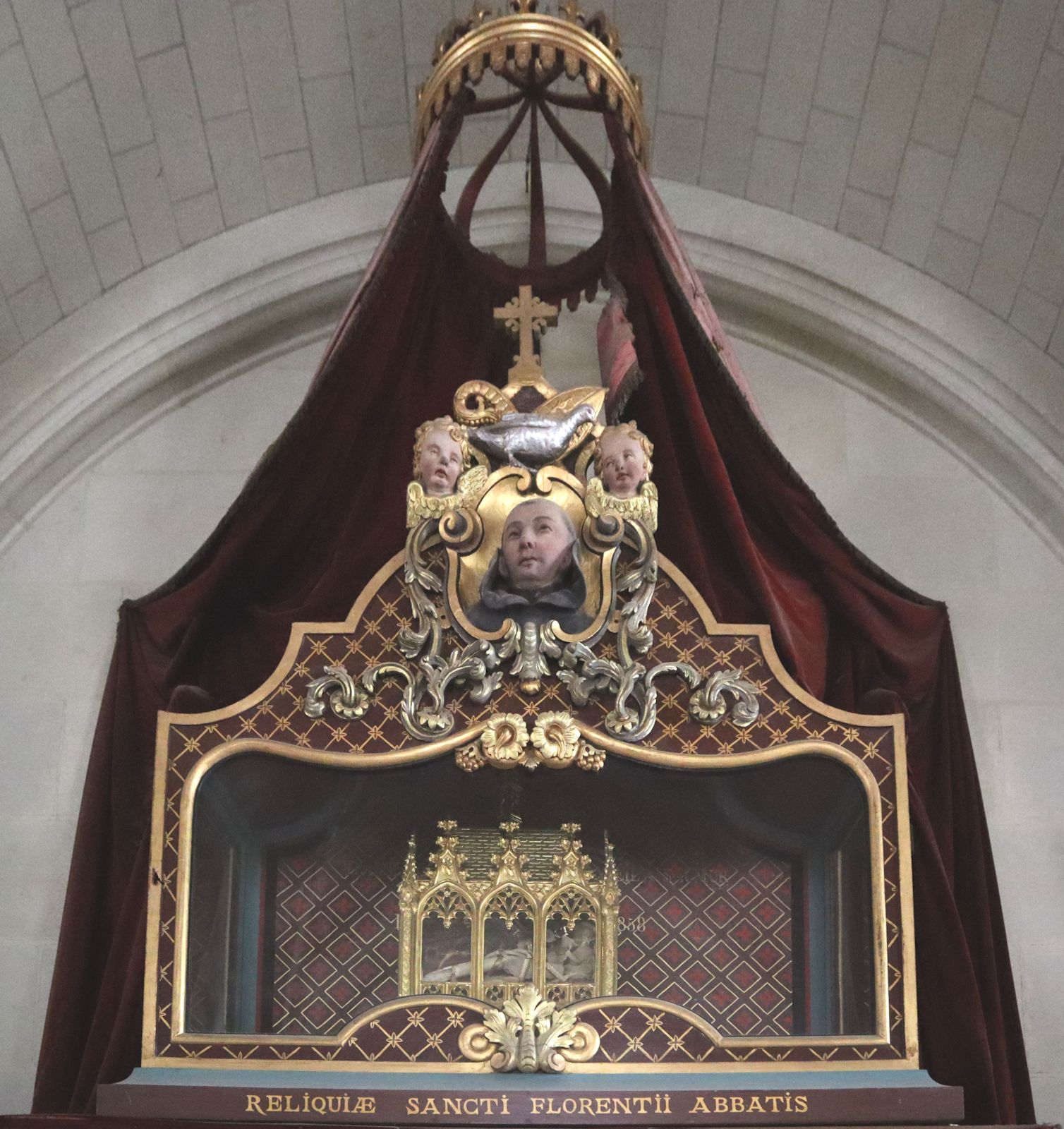 Reliquiar, um 1820 (?), in der Krypta der Kirche des ehemaligen Klosters in Saint-Florent-le-Vieil