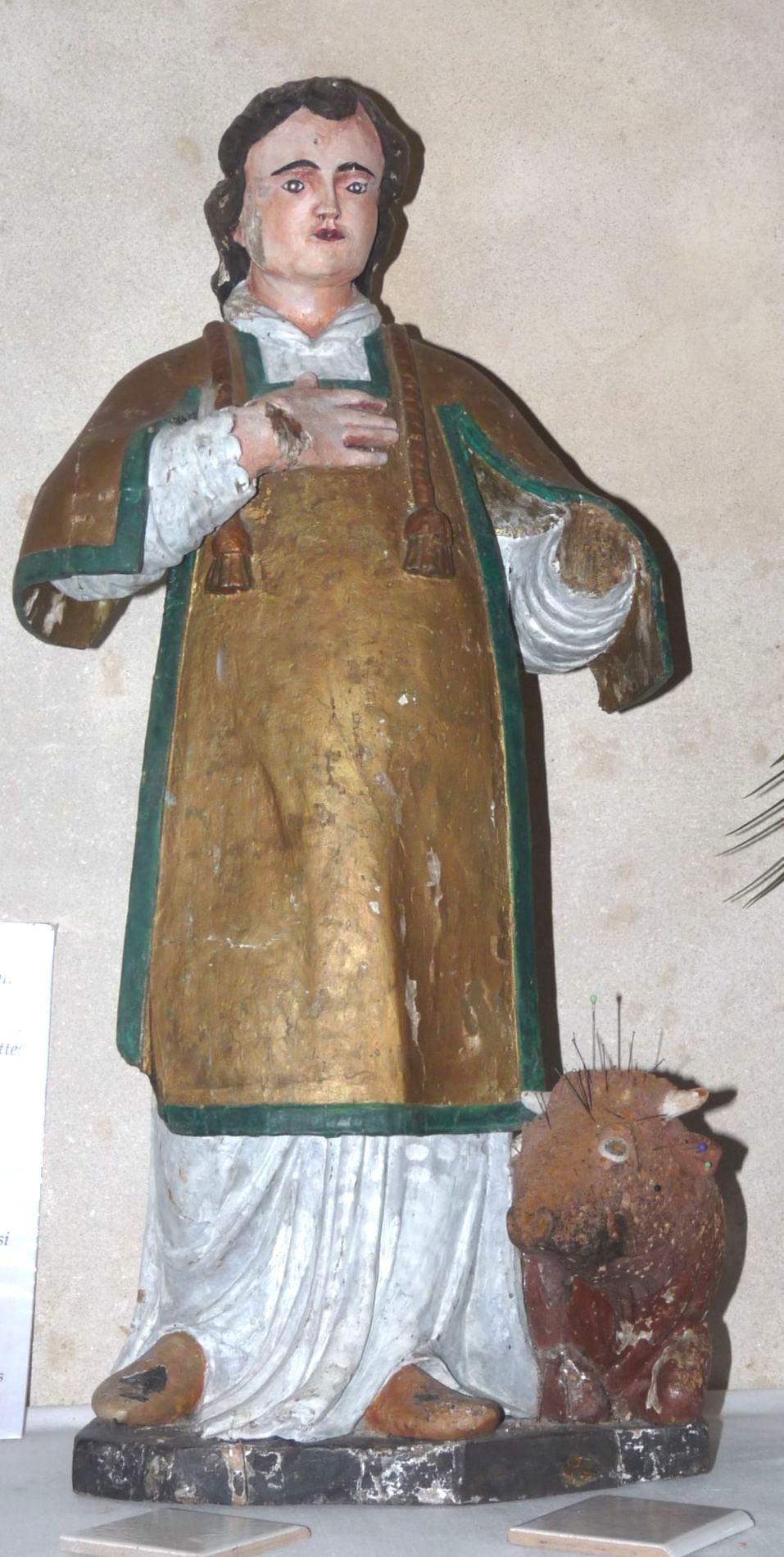 Statue in der Kirche in Saint-Goussaud