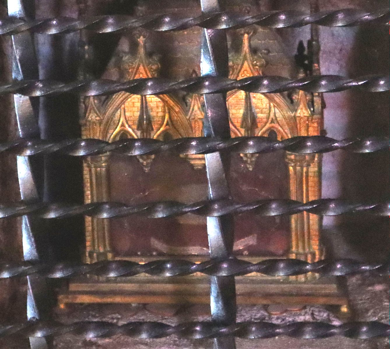 Reliquien in der Kapelle Parménie nahe Beaucroissant