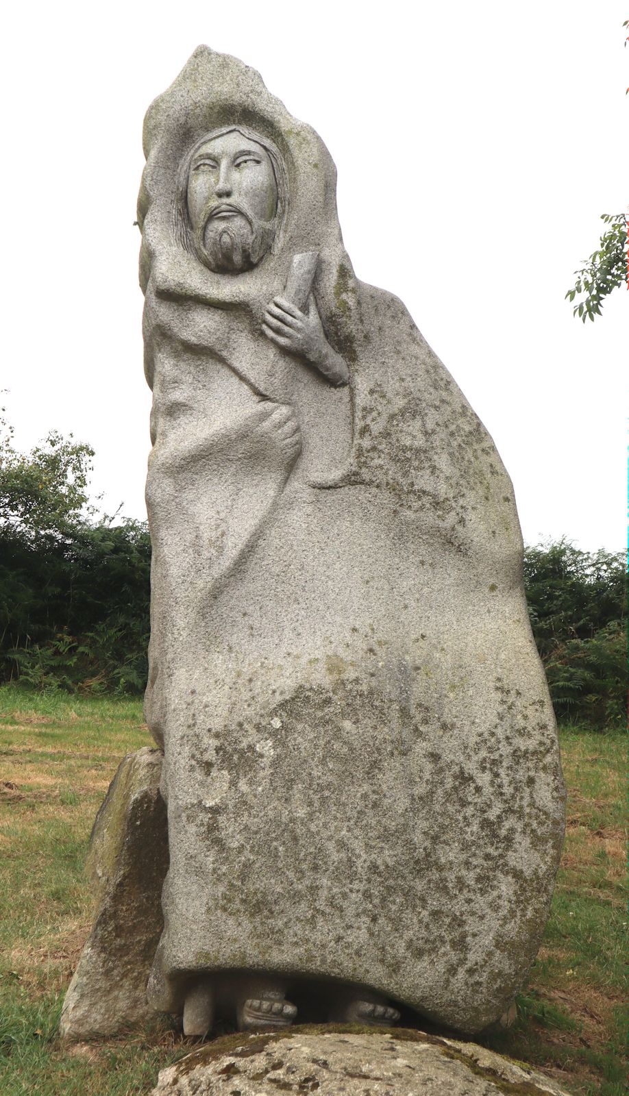 Patrice Le Guen, Seenu Shanmugan, Gabrielle Shanmugam: Statue, 2016, im &bdquo;Vallée des Saints&rdquo; nahe Carnoët bei Saint-Brieuc