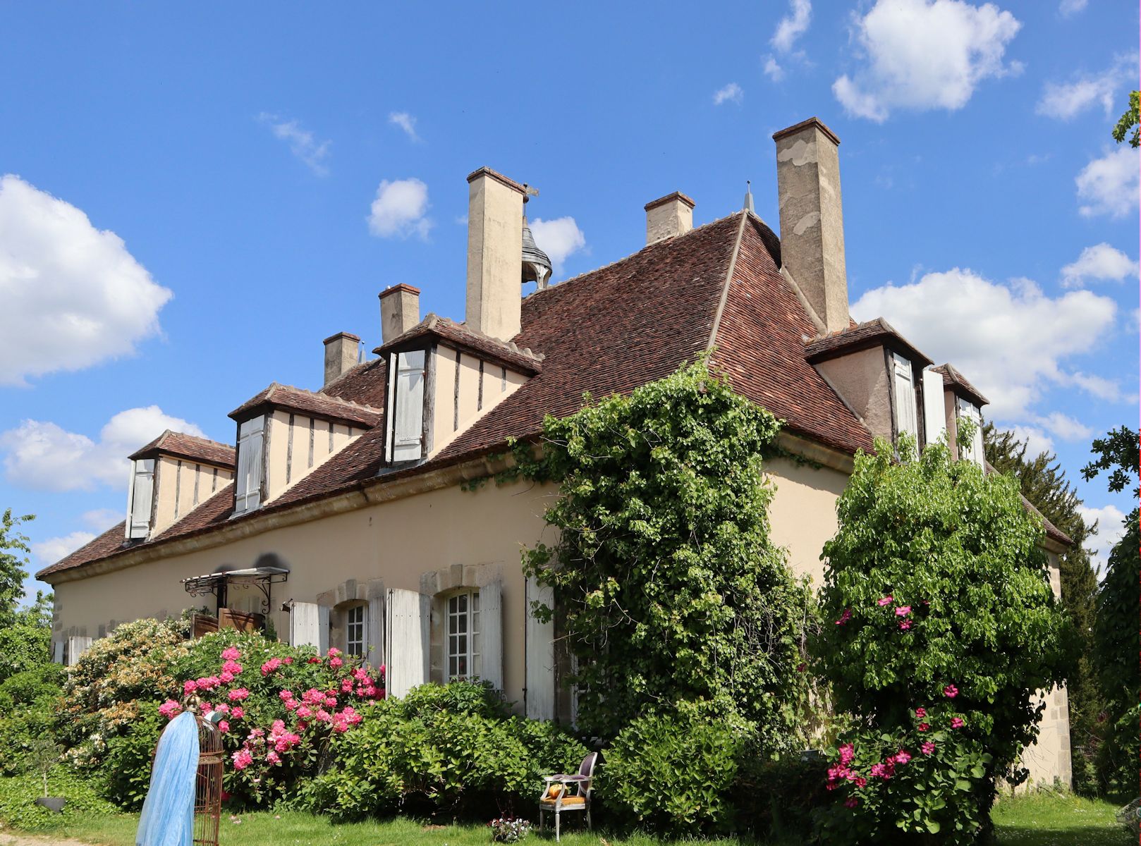 ehemals Kloster Viviers, heute Landgut einer sehr kreativen Familie 