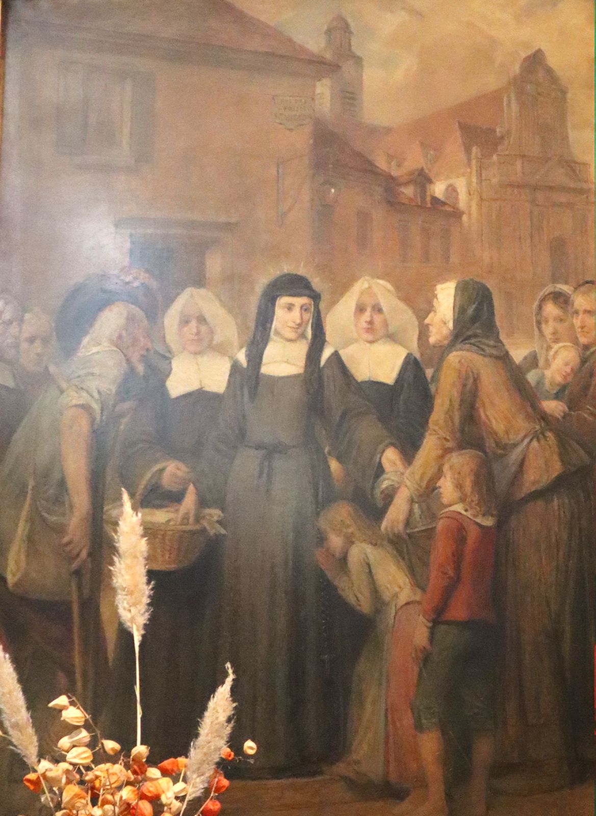 Émile Maillard: Luise und ihre Schwester verteilen Almosen vor der Kirche Saint-Laurent in Paris - das Mutterhaus der Vinzentinerinnen stand bis 1792 wenige Meter weiter -, Altarbild, 1922, in der Kirche Saint-Laurent in Paris
