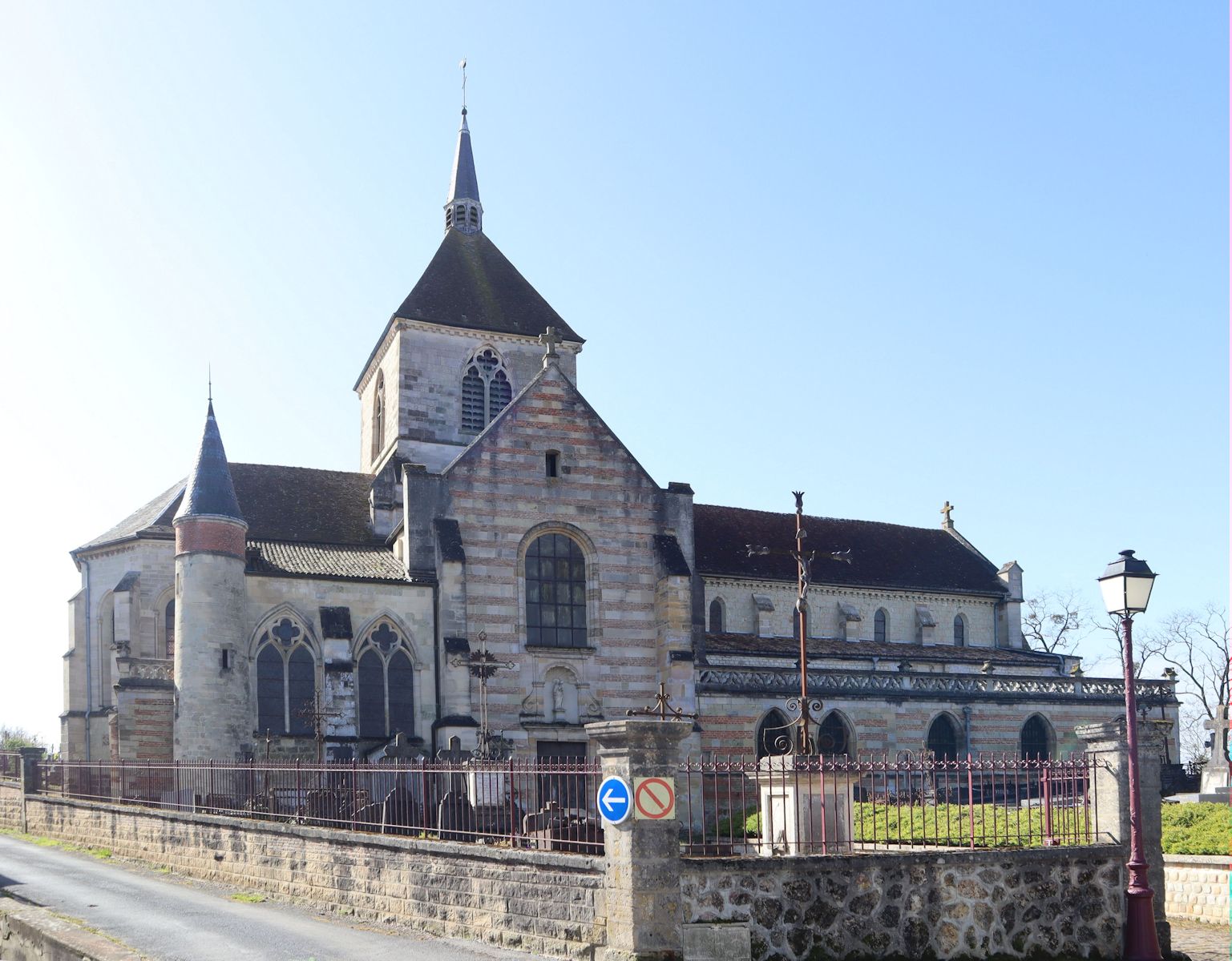 Kirche Notre-Dame du Château in Sainte-Ménéhould