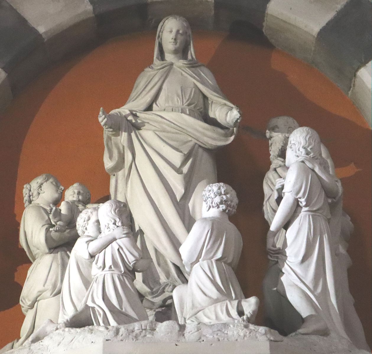 Unsere Liebe Frau der Göttlichen Vorsehung in der Pfarrkirche in Digoin bei Autun in Frankreich