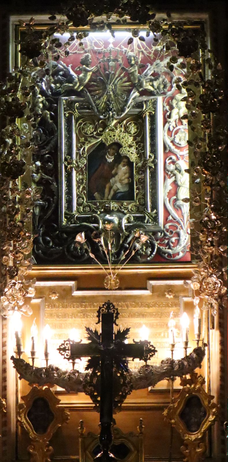 Gnadenbild im Sanktuarium in Camogli