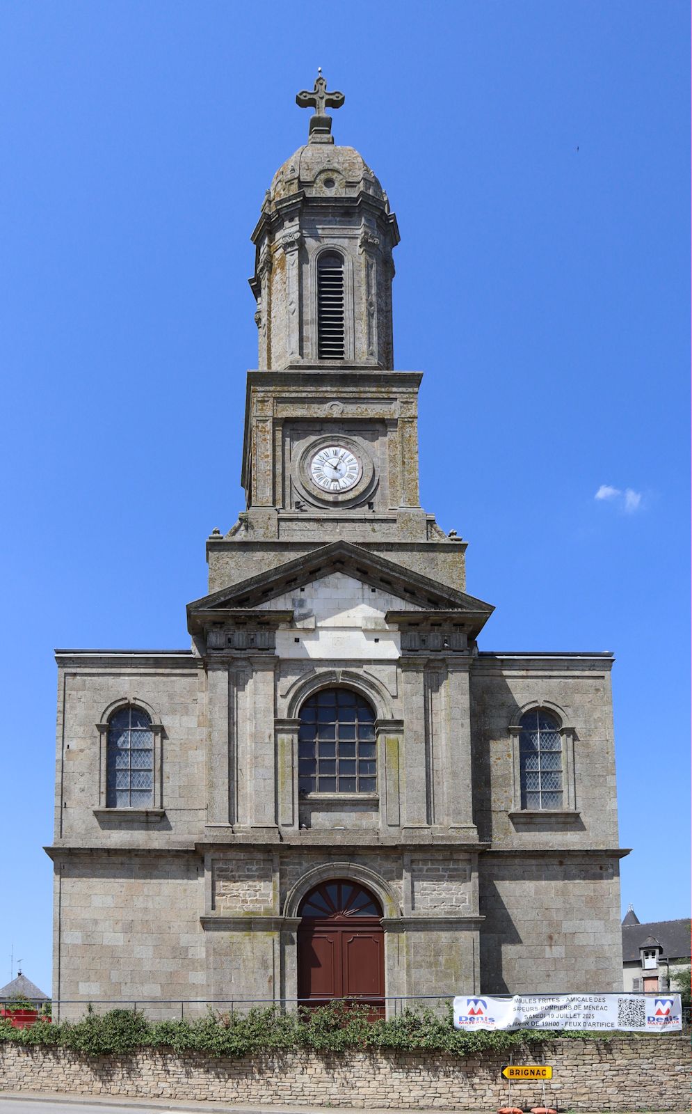 Pfarrkirche</a> in Méneac