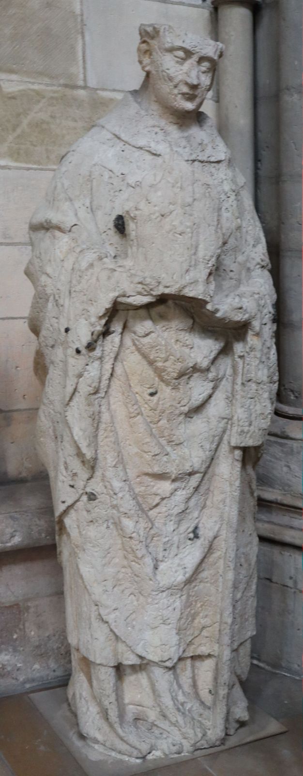 Statue in der Kathedrale in Rouen