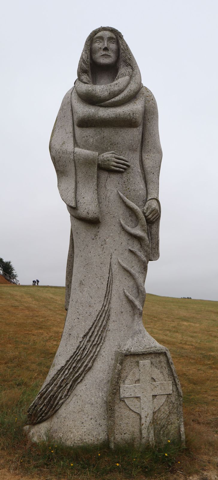 Bruno Guyader: Statue, 2017, im &bdquo;Vallée des Saints&rdquo; nahe Carnoët bei Saint-Brieuc