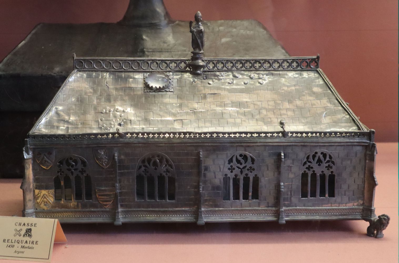 Reliquiar, 1540, in der Kirche in Dirinon