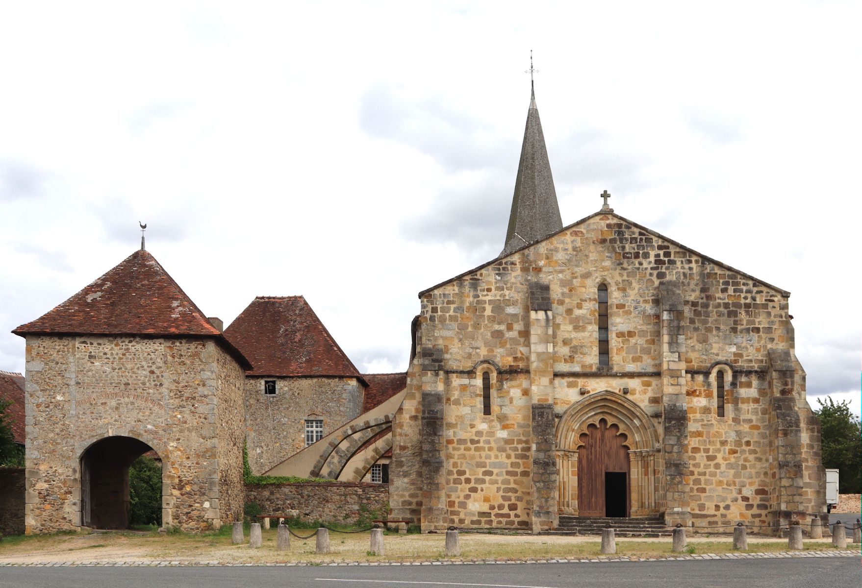 Kirche des ehemaligen Klosters in Colombier