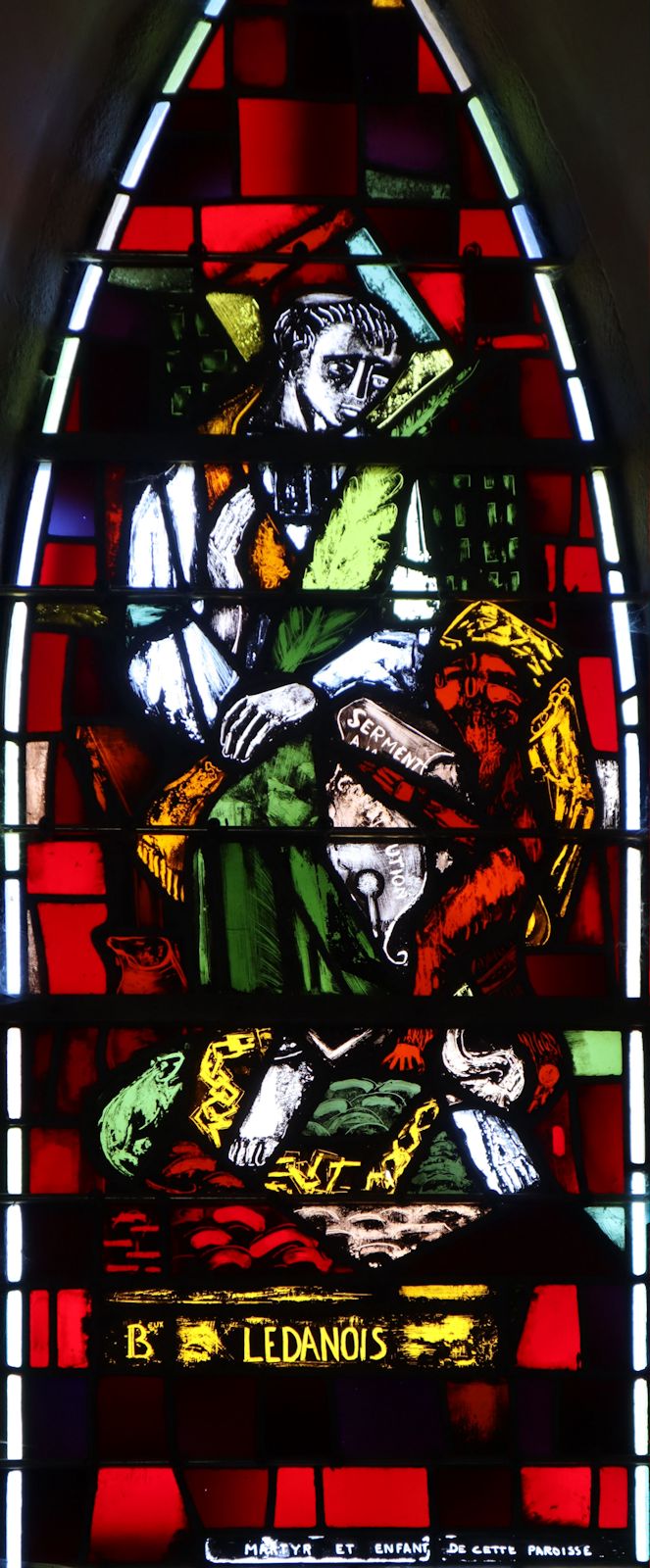 Glasfenster in der Pfarrkirche in Les Moitiers-en-Bauptois, einem Ortsteil von Picauville bei Saint-Lô