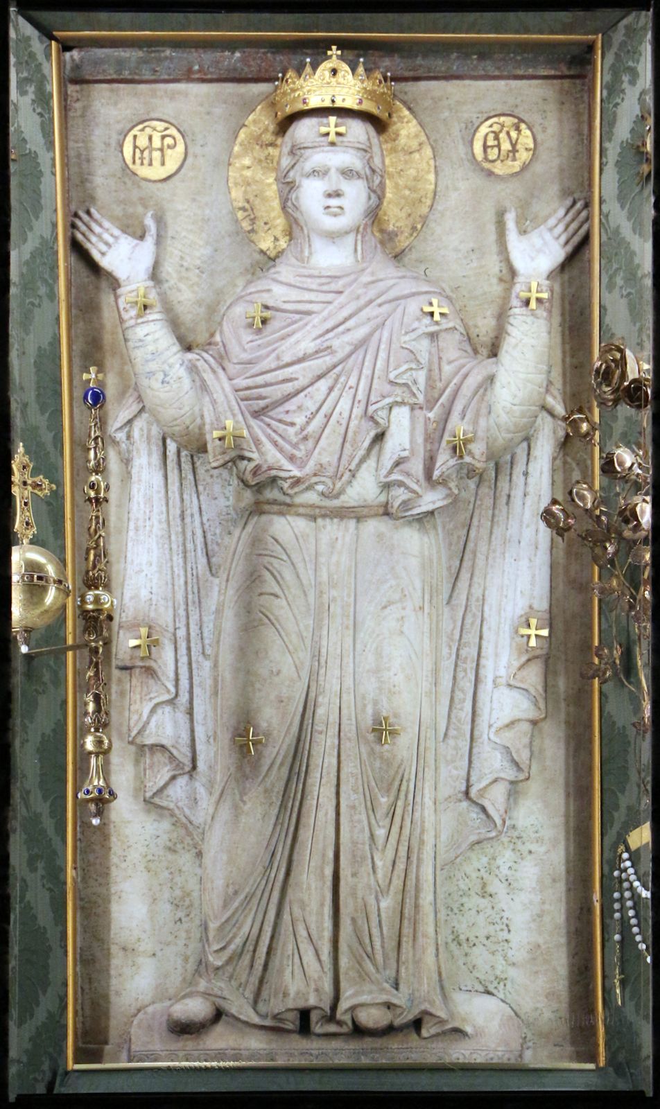 Marmorrelief &bdquo;Madonna Greca&rdquo;, in der Kirche Santa Maria in Porto in Ravenna
