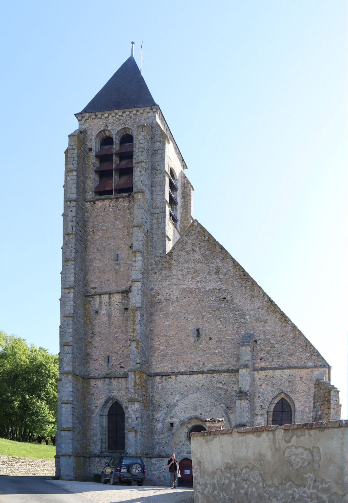 Serenus geweihte Kirche in Bethon