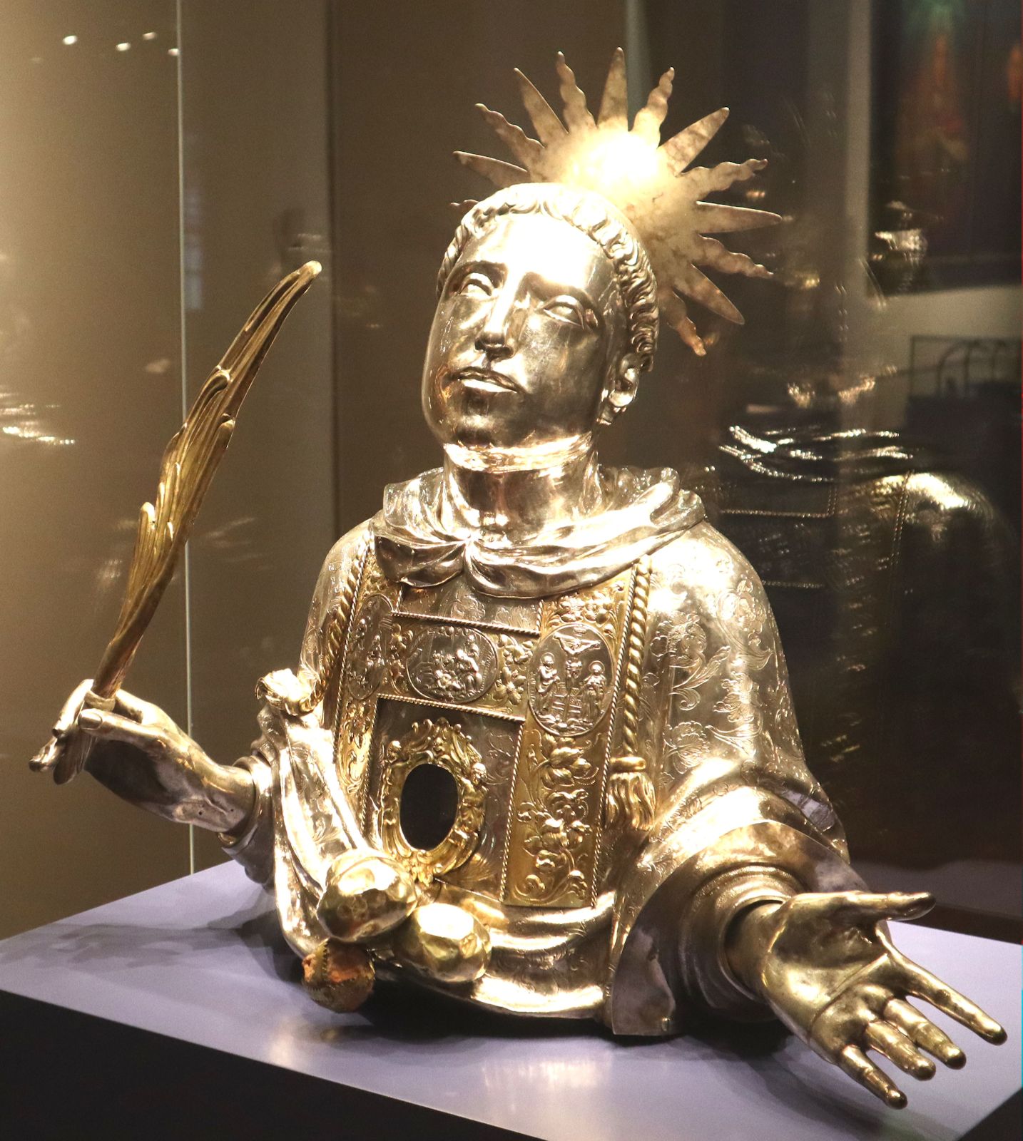 Reliquienbüste, um 1668, in den Ausstellungen im ehemaligen Kloster Corvey