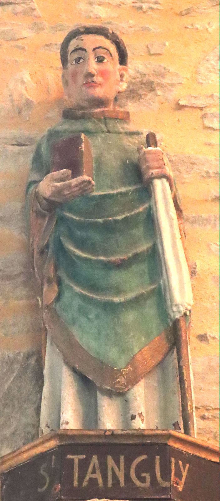 Statue in der Kapelle Notre Dame du Bon Secours in Kersaint